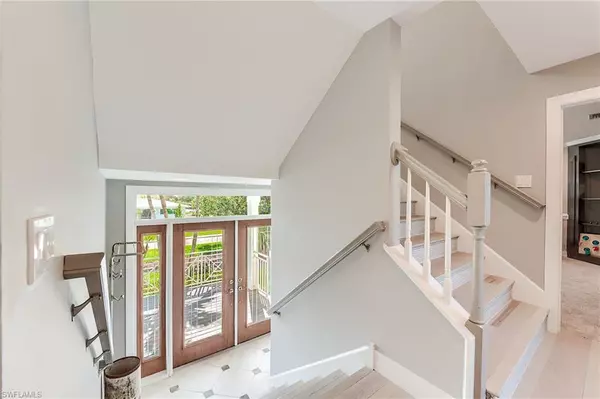 Sanibel, FL 33957,1111 Schooner PL