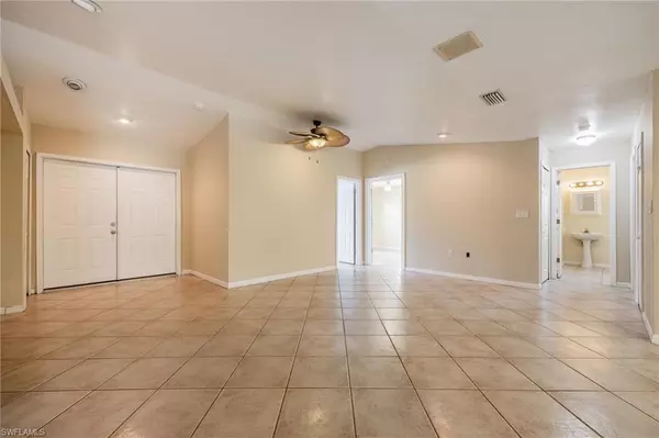 Fort Myers, FL 33967,17375 Phlox DR