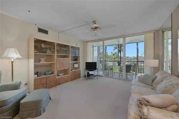 Bonita Springs, FL 34135,25804 Cockleshell DR #216
