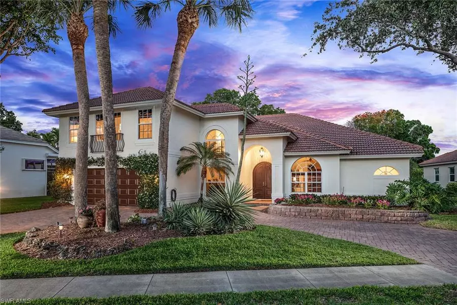 7996 Beaumont CT, Naples, FL 34109