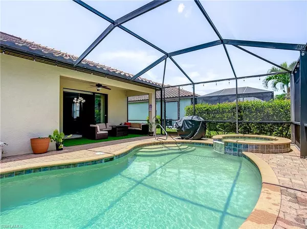 2846 Via Piazza LOOP, Fort Myers, FL 33905