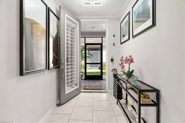 Naples, FL 34114,14672 Edgewater CIR