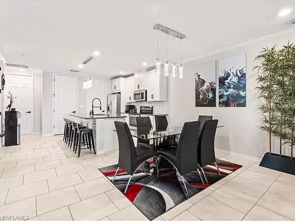 Naples, FL 34114,14672 Edgewater CIR