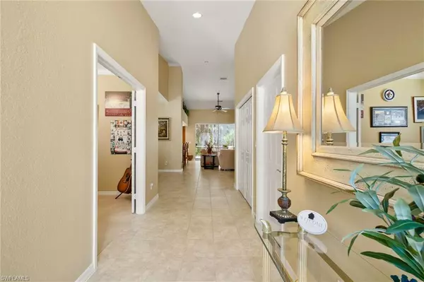 Naples, FL 34104,1409 Athol WAY #101