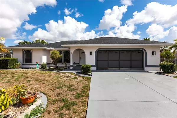 Cape Coral, FL 33990,919 SE 16th ST