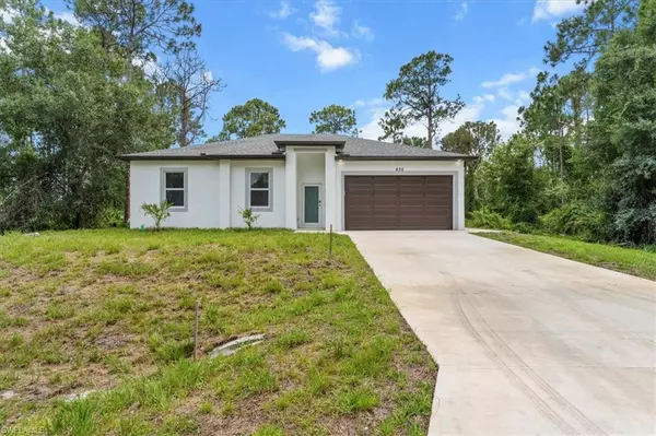 Lehigh Acres, FL 33974,836 Clow ST E