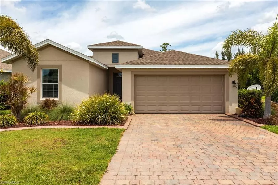 3497 Acapulco CIR, Cape Coral, FL 33909