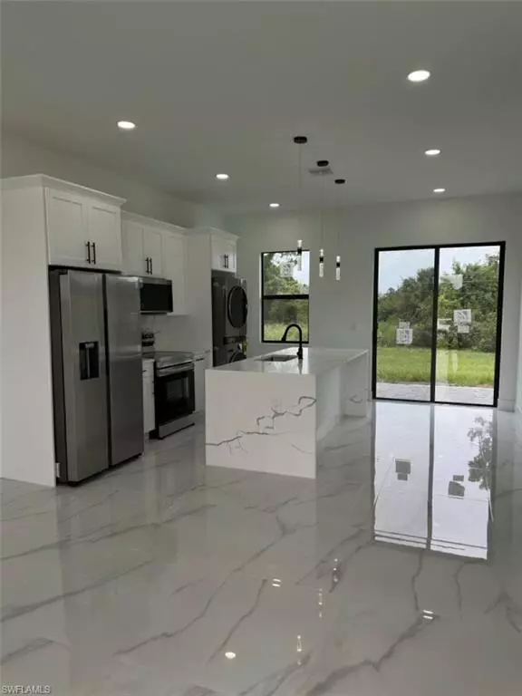 Lehigh Acres, FL 33976,3117 35th ST SW