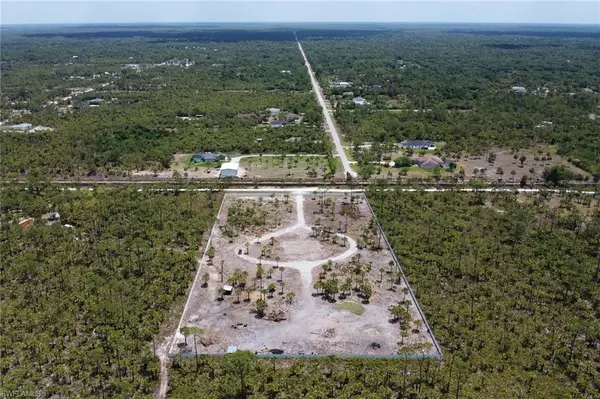 Naples, FL 34117,2455 Woodland Estates RD