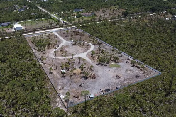 Naples, FL 34117,2455 Woodland Estates RD