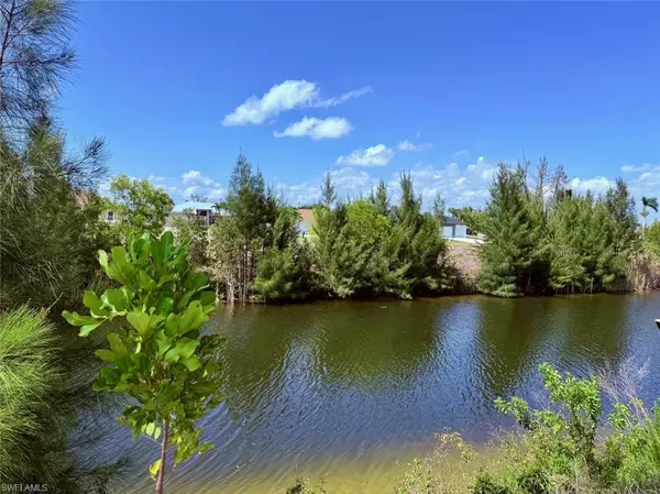 Cape Coral, FL 33914,1812 SW 28th LN
