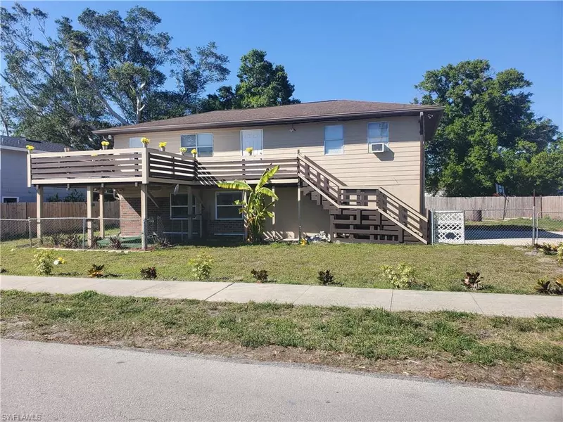 446 San Bernardino ST, North Fort Myers, FL 33903