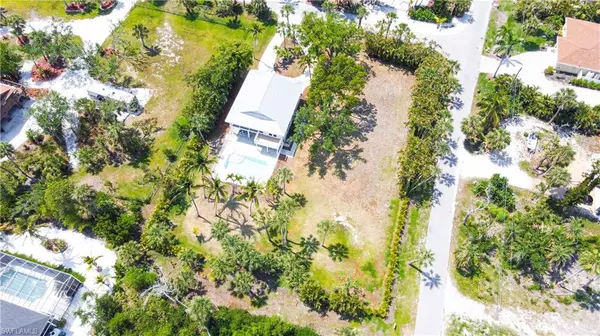 Fort Myers, FL 33908,13460 Coral DR