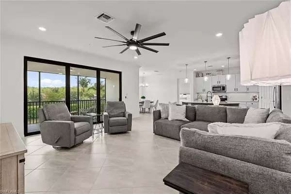 Fort Myers, FL 33913,11792 Grand Belvedere WAY #202