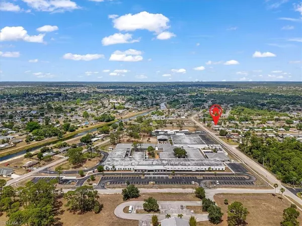 Lehigh Acres, FL 33936,300 Schoolside DR