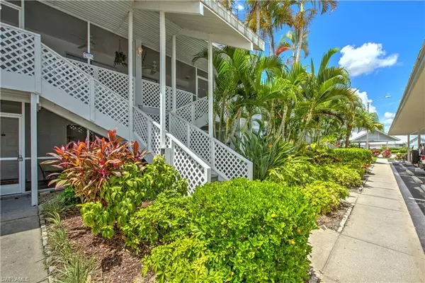 North Fort Myers, FL 33917,15410 River Vista DR #106