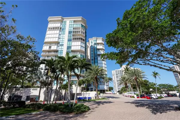 4255 Gulf Shore BLVD N #1505, Naples, FL 34103
