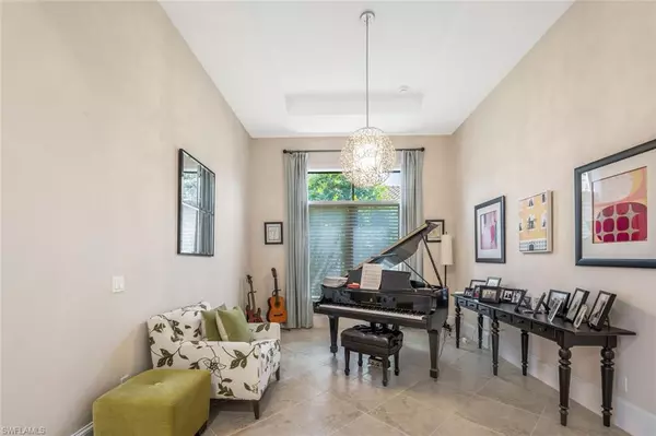Naples, FL 34105,2343 Traditions CT