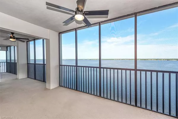 Fort Myers, FL 33901,1910 Virginia AVE #1302