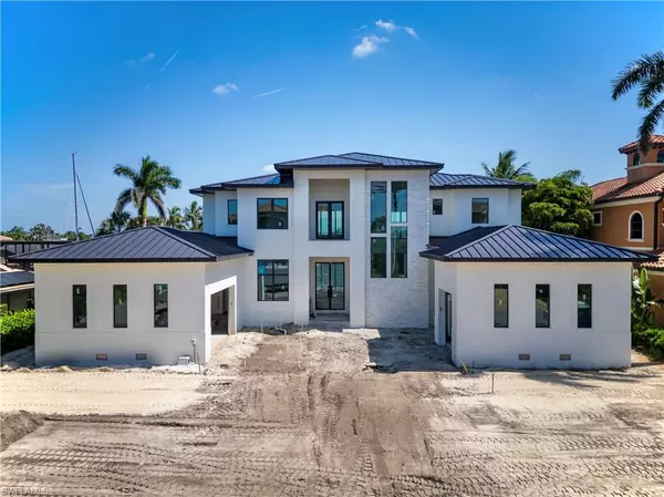 Fort Myers, FL 33919,846 Cypress Lake CIR