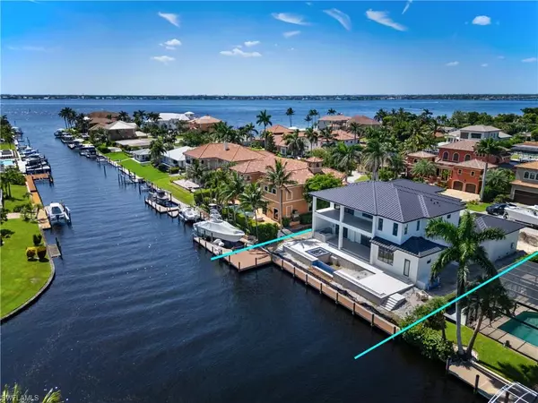 846 Cypress Lake CIR, Fort Myers, FL 33919