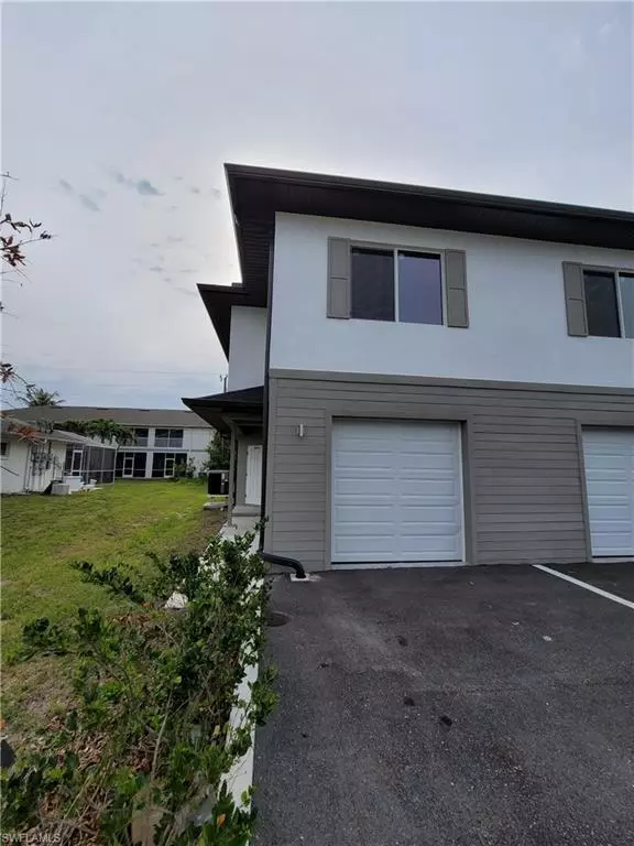 3517 SW Santa Barbara PL, Cape Coral, FL 33914