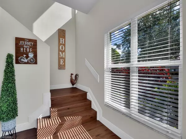 Naples, FL 34110,5045 Cedar Springs DR #204