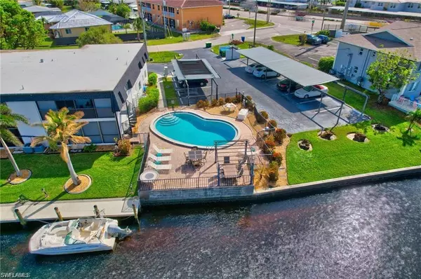 Cape Coral, FL 33904,4722 SE 1st PL #12
