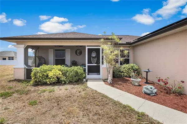 Cape Coral, FL 33909,2216 NE 3rd AVE