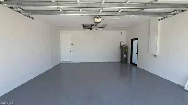 Lehigh Acres, FL 33971,4102 7th ST W