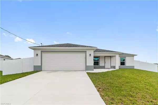 8022 Melody CIR, Labelle, FL 33935