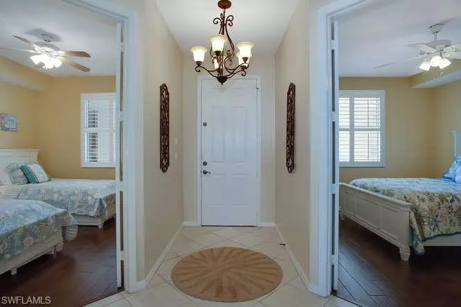 Naples, FL 34108,400 FLAGSHIP DR #604