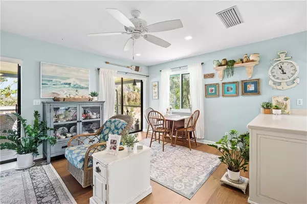 Sanibel, FL 33957,9263 Dimmick DR