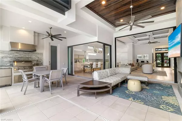 Miromar Lakes, FL 33913,17441 Via Lugano CT