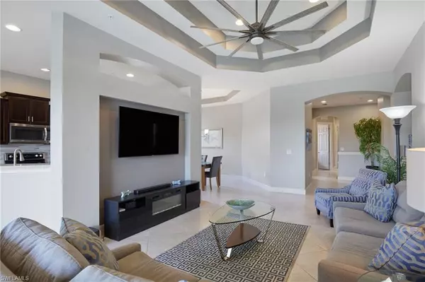 Fort Myers, FL 33913,10230 Glastonbury CIR #202