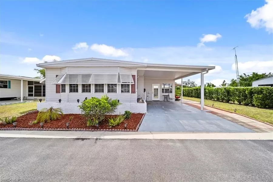 30 Aloe ST, Alva, FL 33920