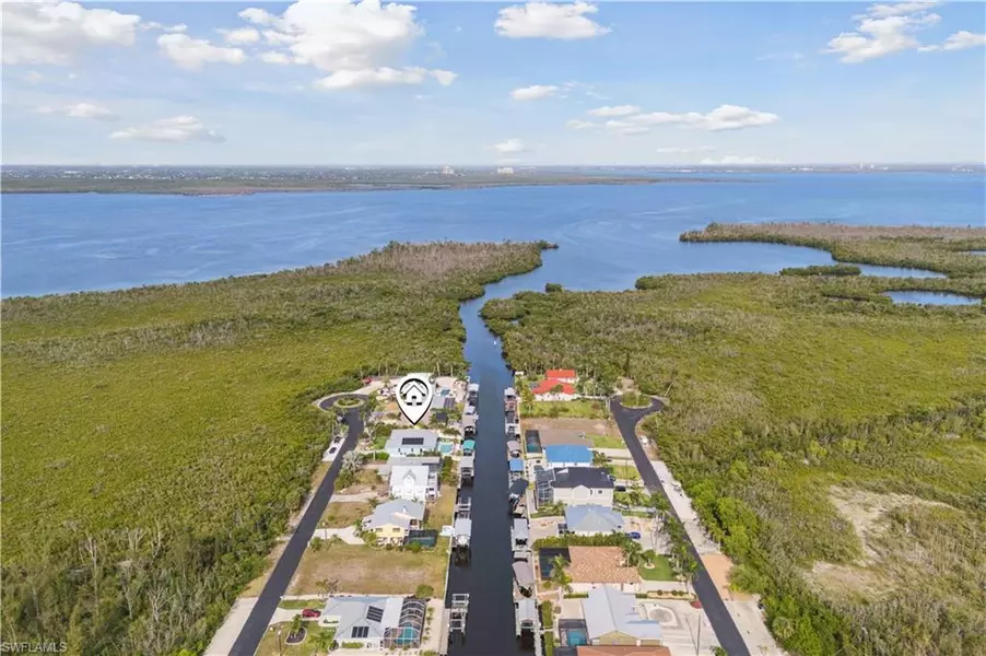 3247 Manatee DR, St. James City, FL 33956