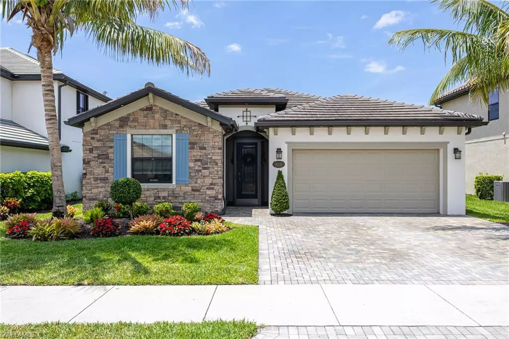 Naples, FL 34120,9231 Shadow Oak LN