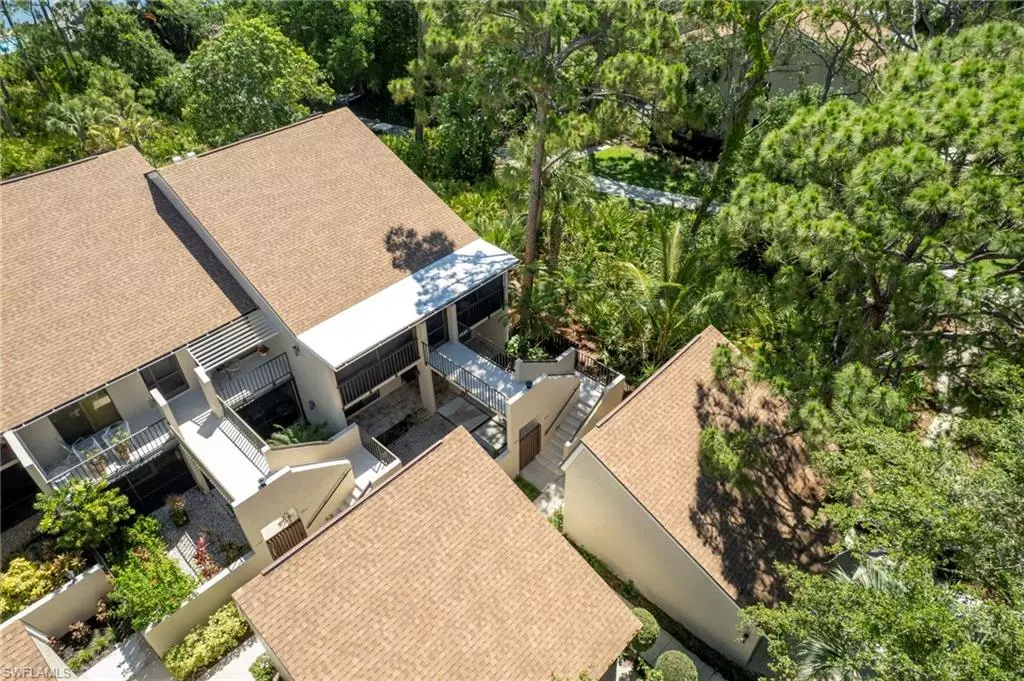 Naples, FL 34110,15400 Cedarwood LN #204