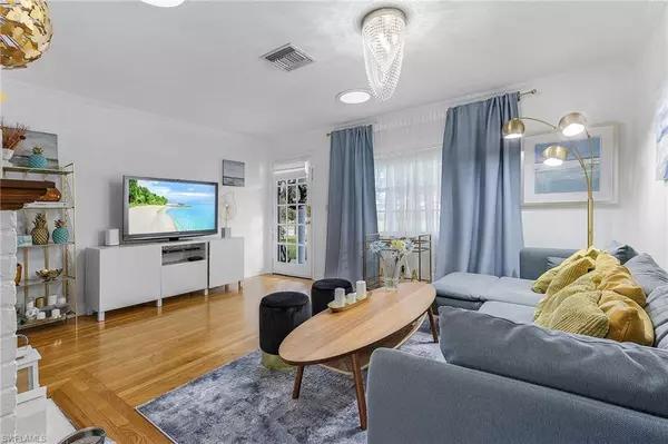 Bonita Springs, FL 34135,27553 Playa Del Rey LN