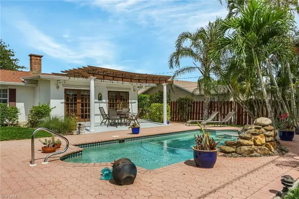 Bonita Springs, FL 34135,27553 Playa Del Rey LN