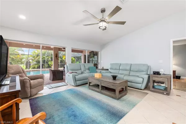 Cape Coral, FL 33914,5025 SW 17th AVE