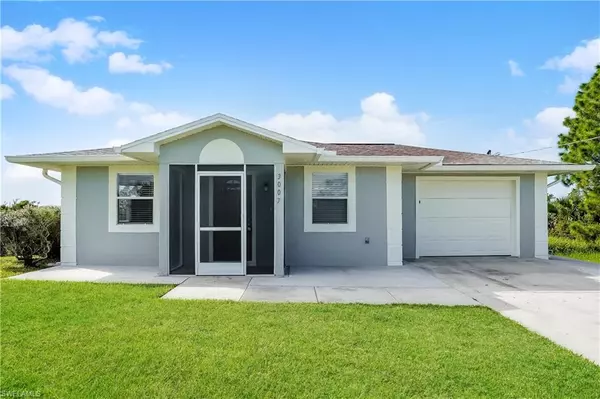 3007 68th ST W, Lehigh Acres, FL 33971