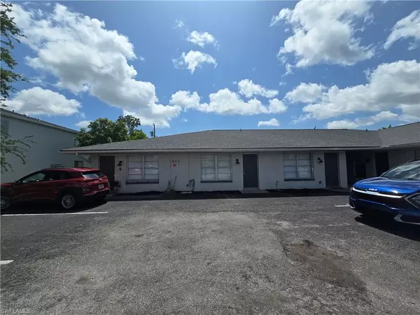 Cape Coral, FL 33991,1904 Santa Barbara BLVD #5