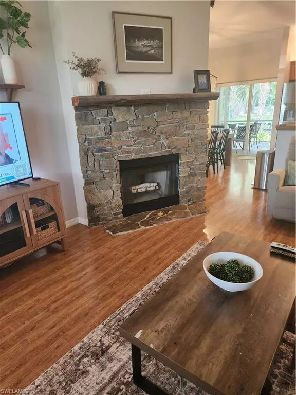 Alva, FL 33920,1990 Snyder DR