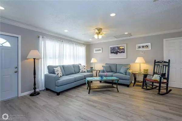 North Fort Myers, FL 33903,1303 Thompson ST
