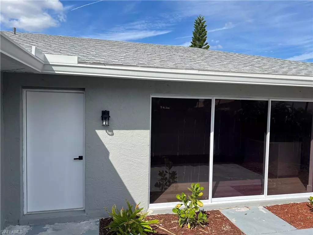 North Fort Myers, FL 33903,1165 Palm AVE #5B