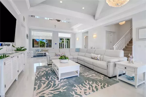 Marco Island, FL 34145,1070 Dana CT