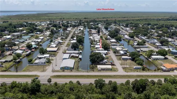 Okeechobee, FL 34974,1055 7TH ST