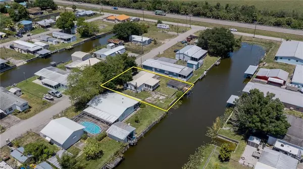 Okeechobee, FL 34974,1055 7TH ST